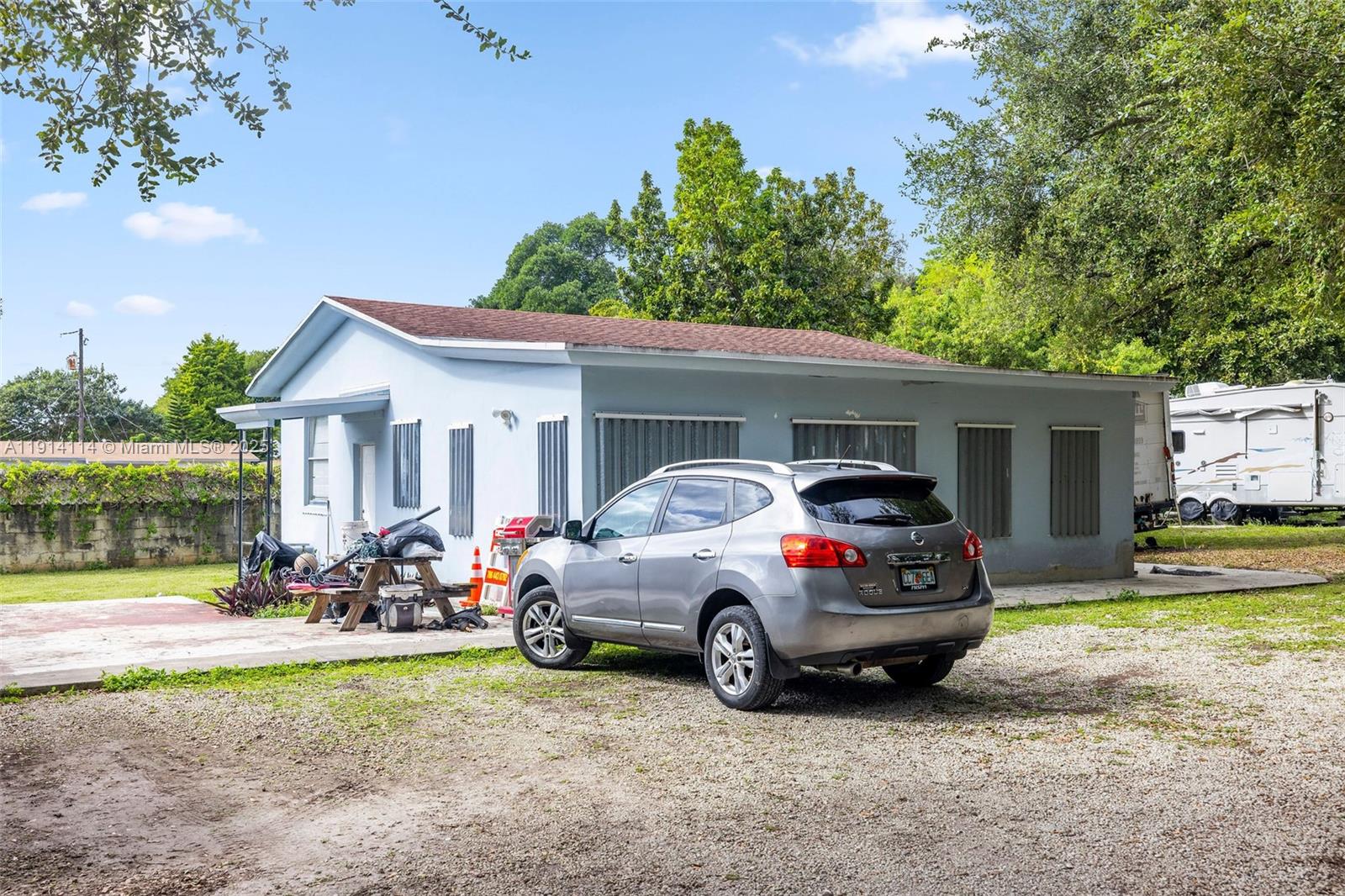 535 NW 90th St El Portal, FL 33150