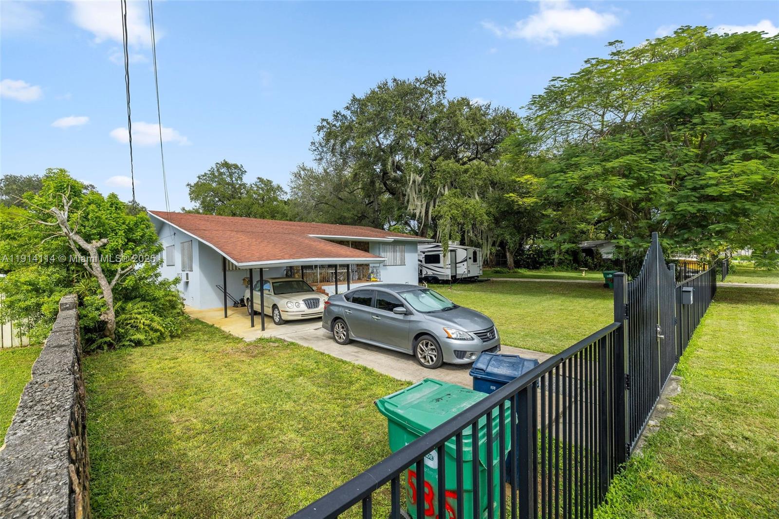 535 NW 90th St El Portal, FL 33150