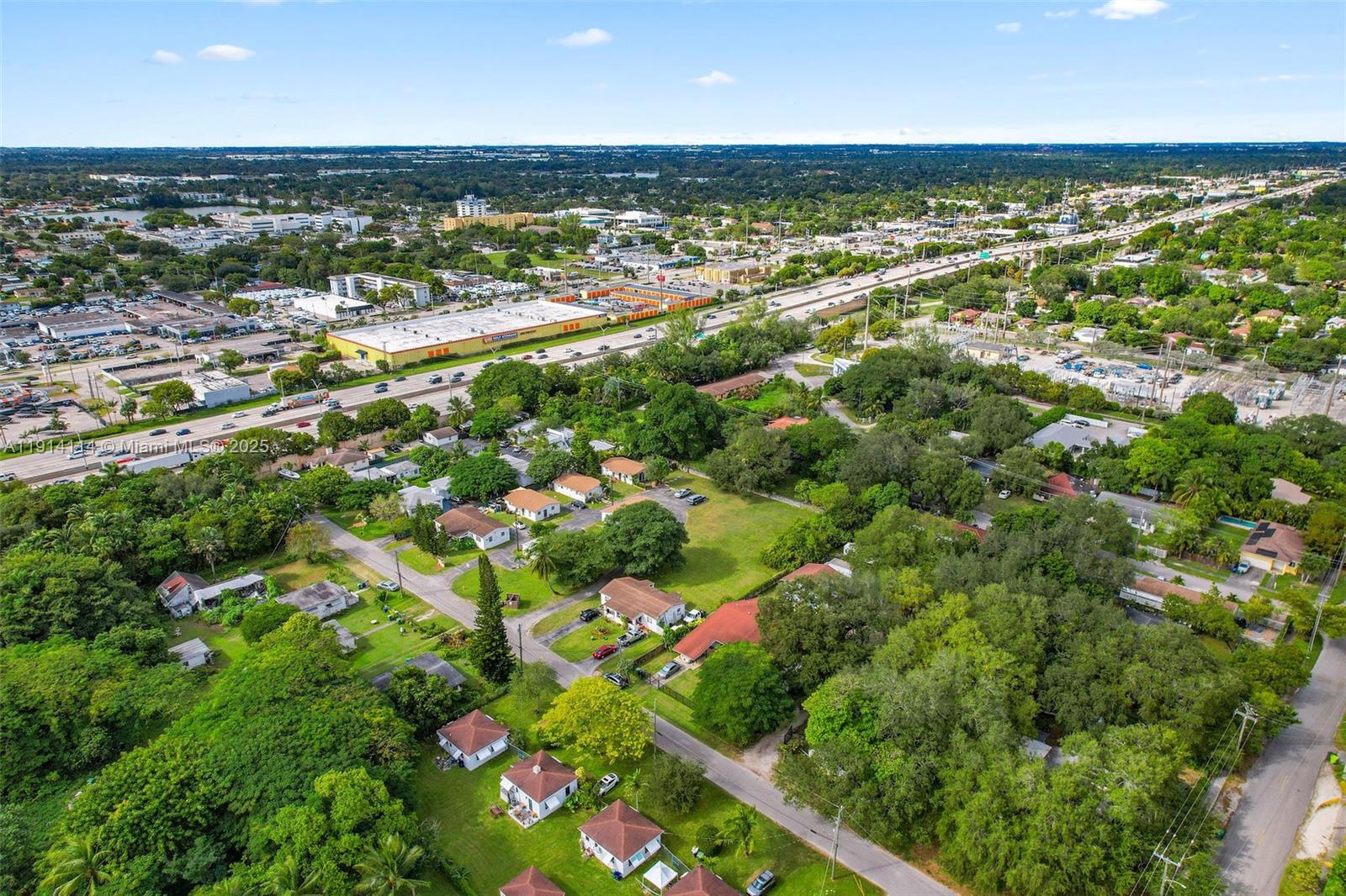 535 NW 90th St El Portal, FL 33150