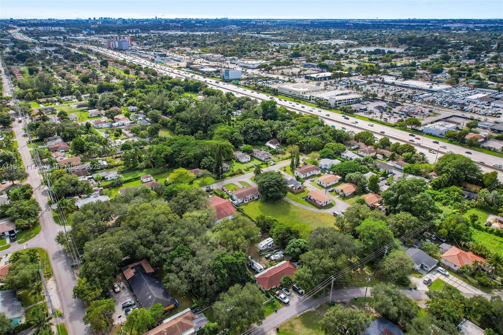 535 NW 90th St El Portal, FL 33150