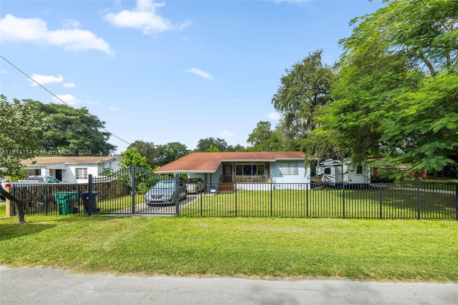 535 NW 90th St El Portal, FL 33150