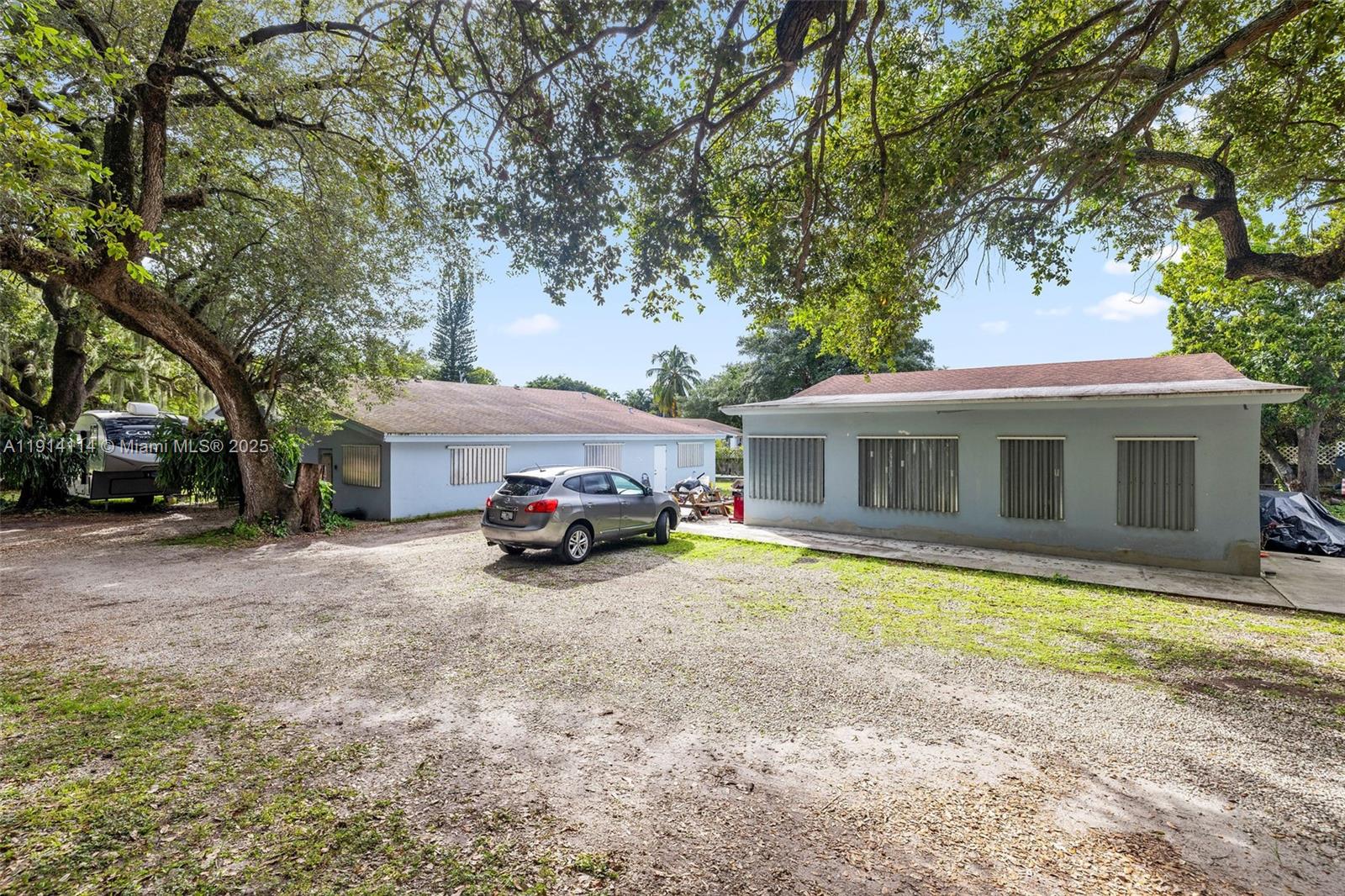 535 NW 90th St El Portal, FL 33150