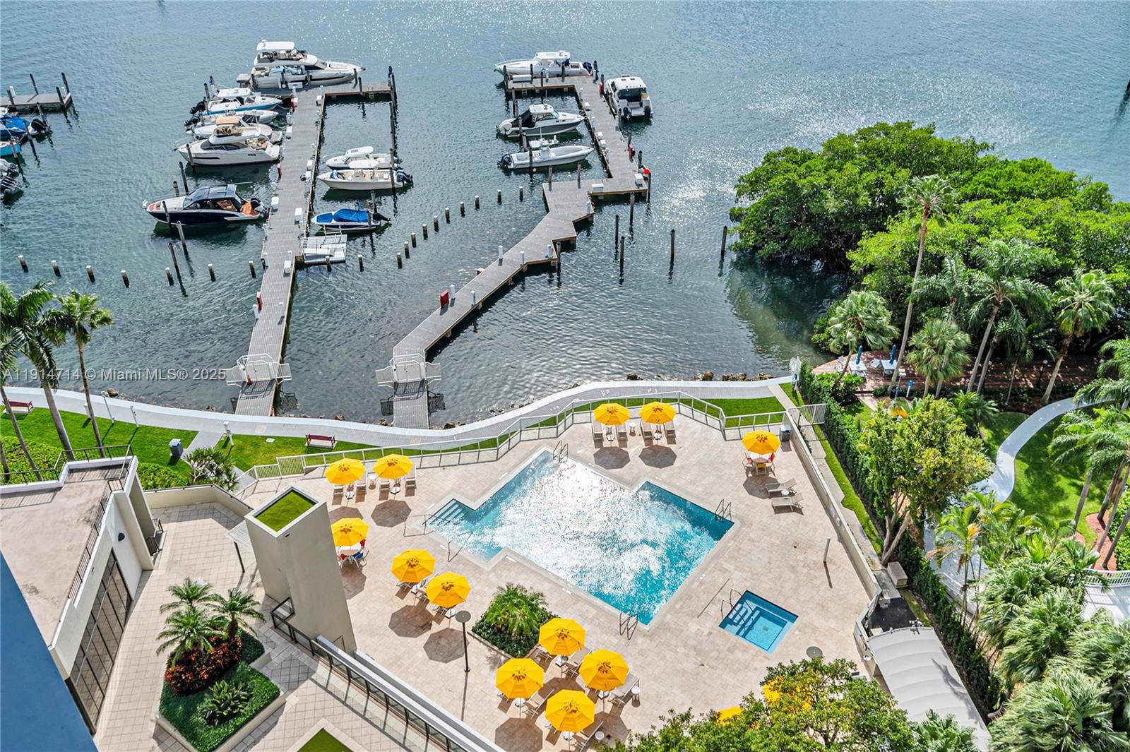 image Villa Regina Condo53