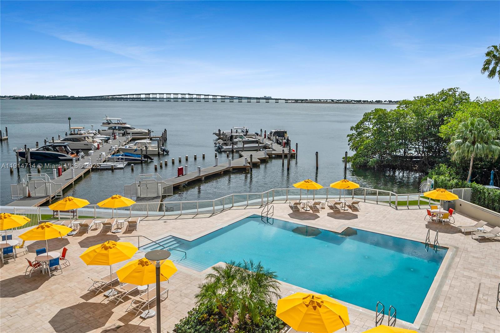 image Villa Regina Condo54