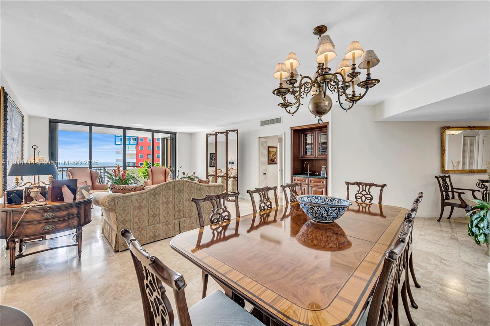 image Villa Regina Condo5