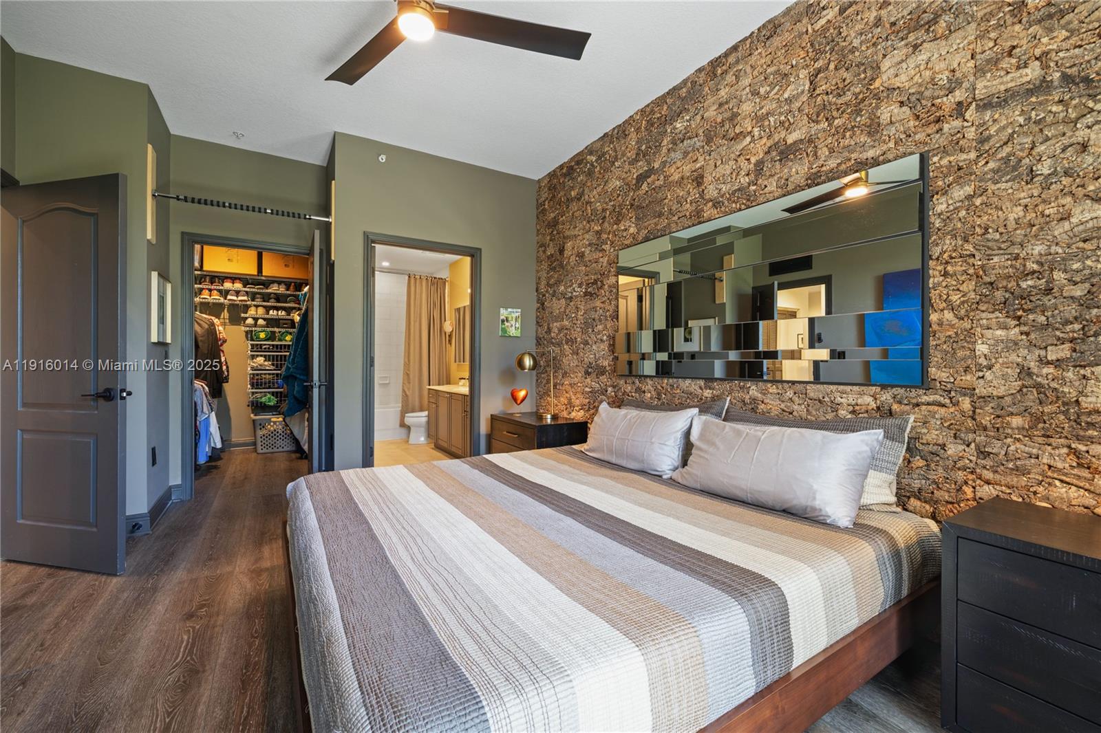 652 NE 63rd St #403 Miami, FL 33138