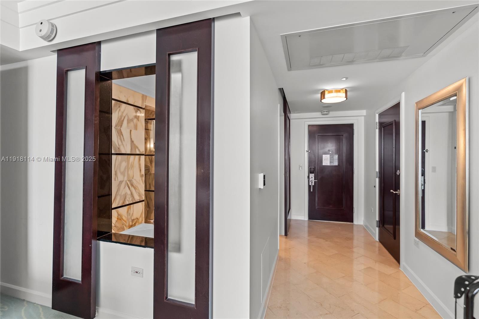 4391 Collins Ave #1118 Miami Beach, FL 33140