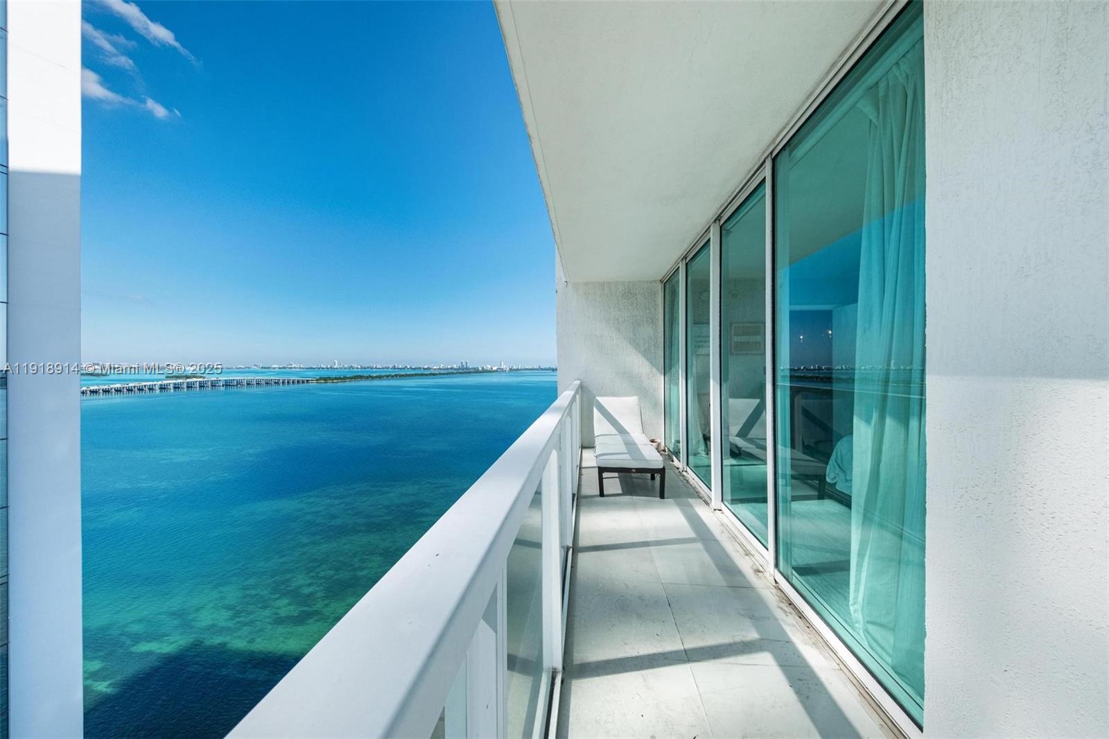 image Onyx On The Bay23