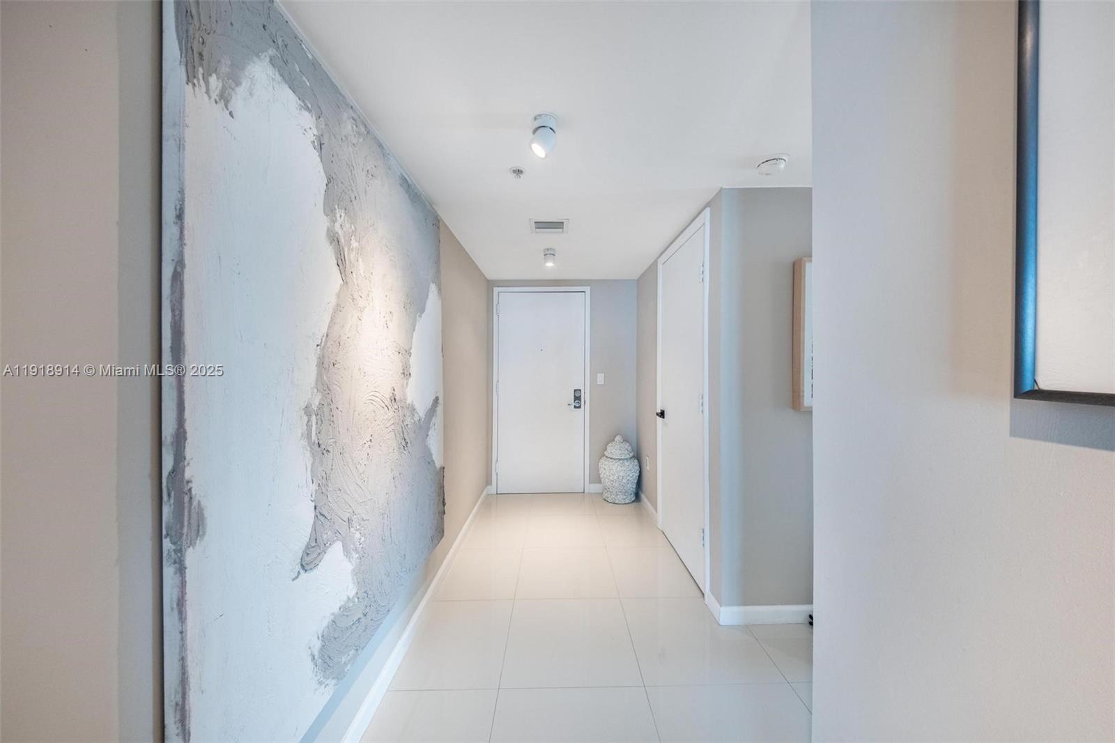 image Onyx On The Bay28