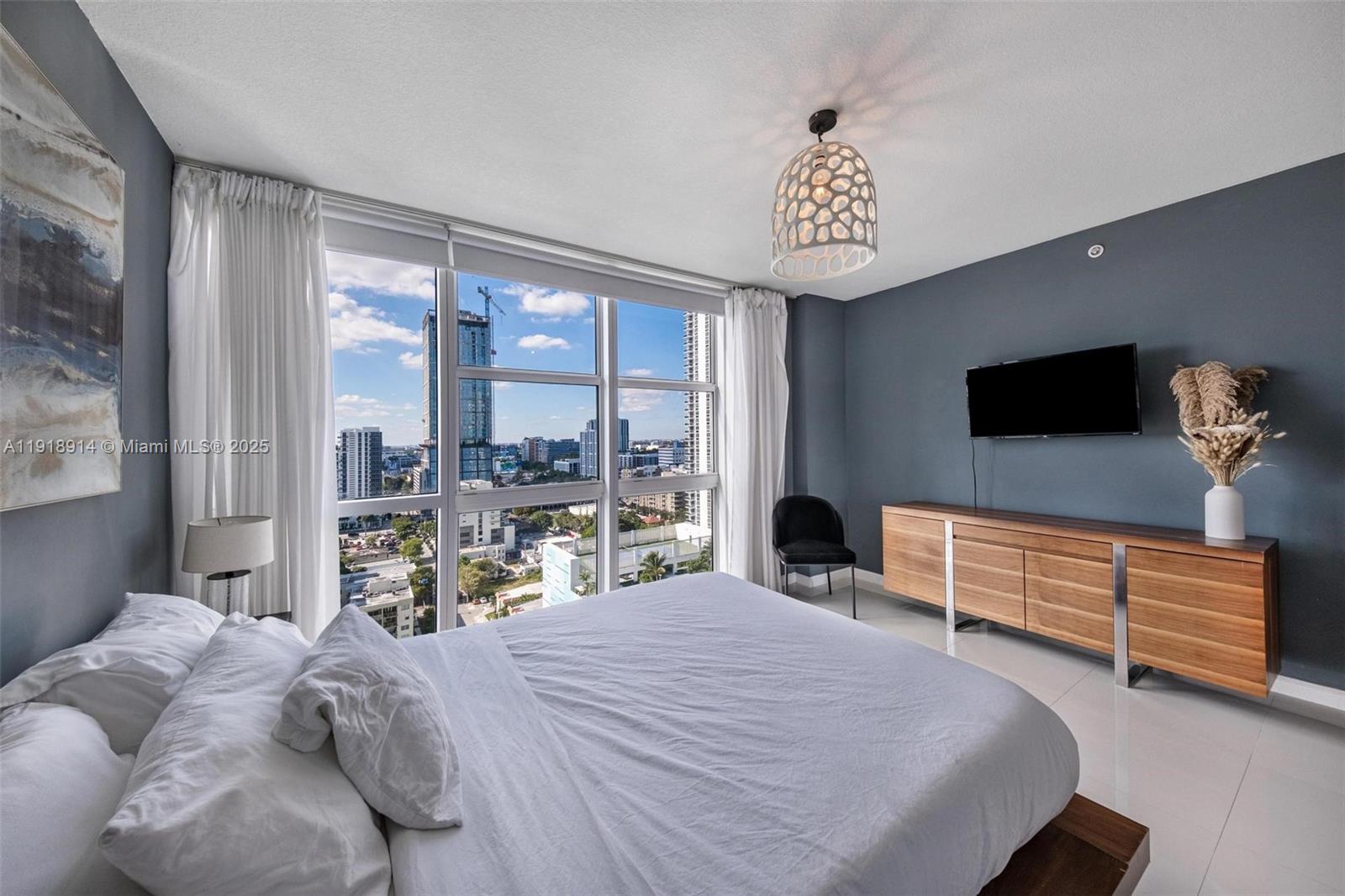 image Onyx On The Bay33