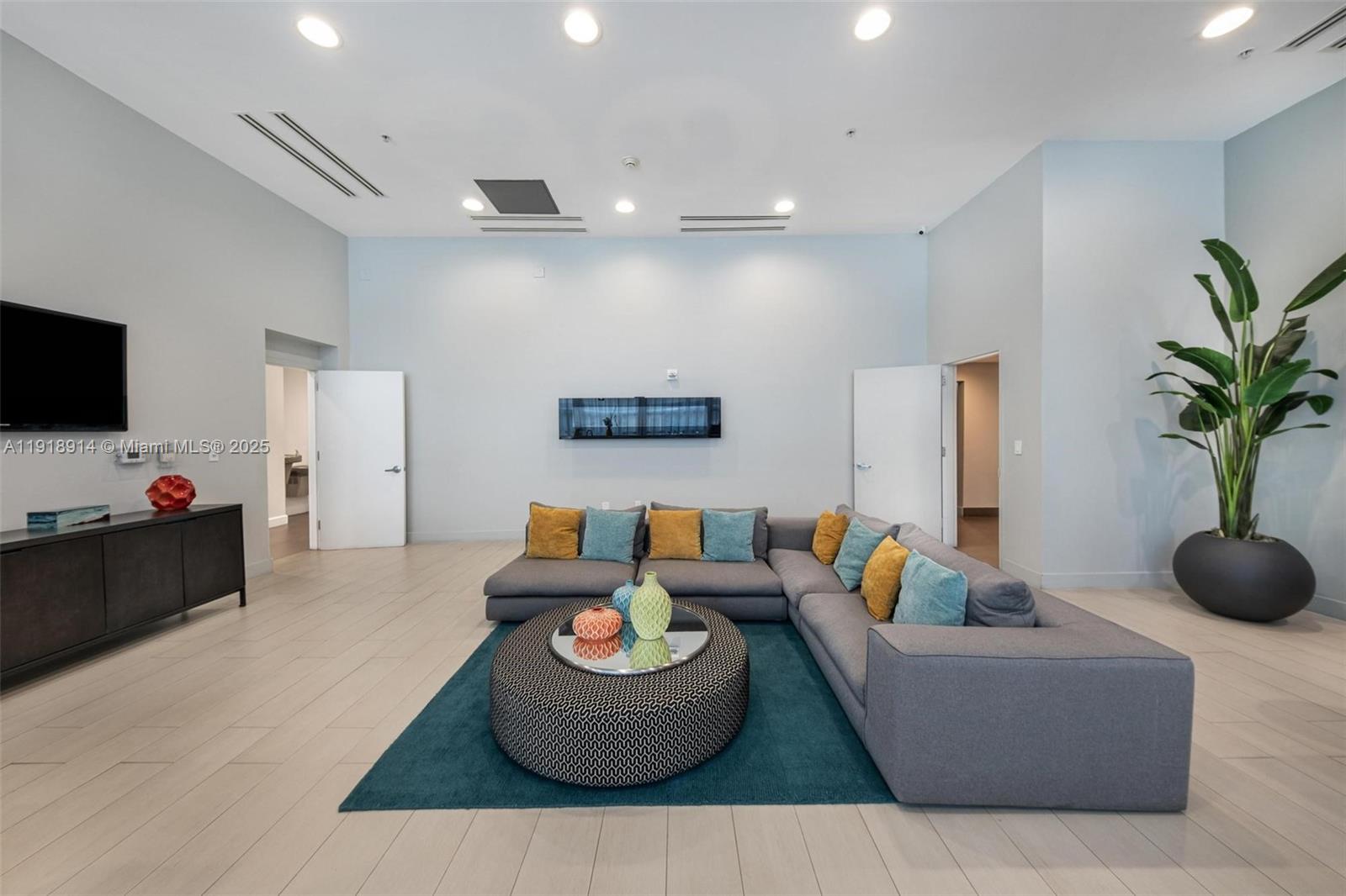 image Onyx On The Bay54