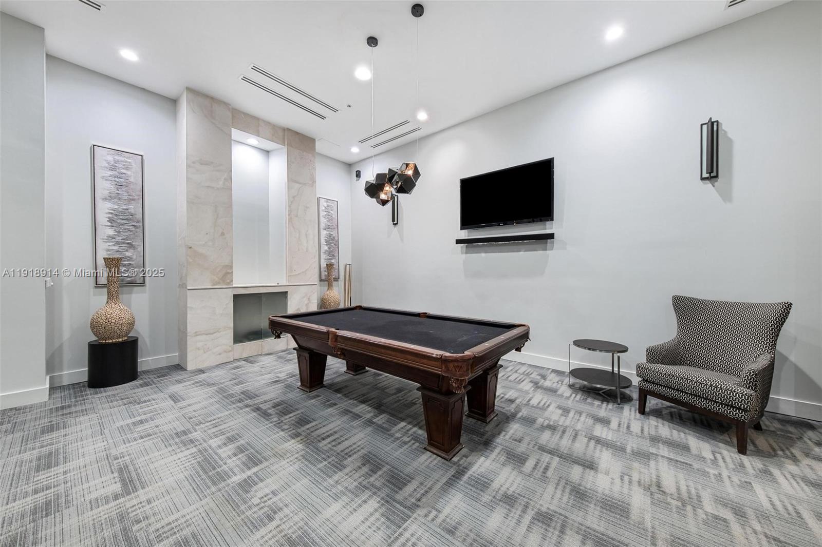 image Onyx On The Bay56