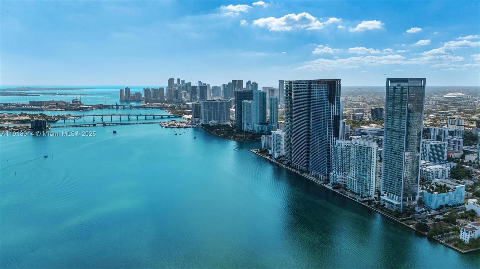 image Onyx On The Bay63