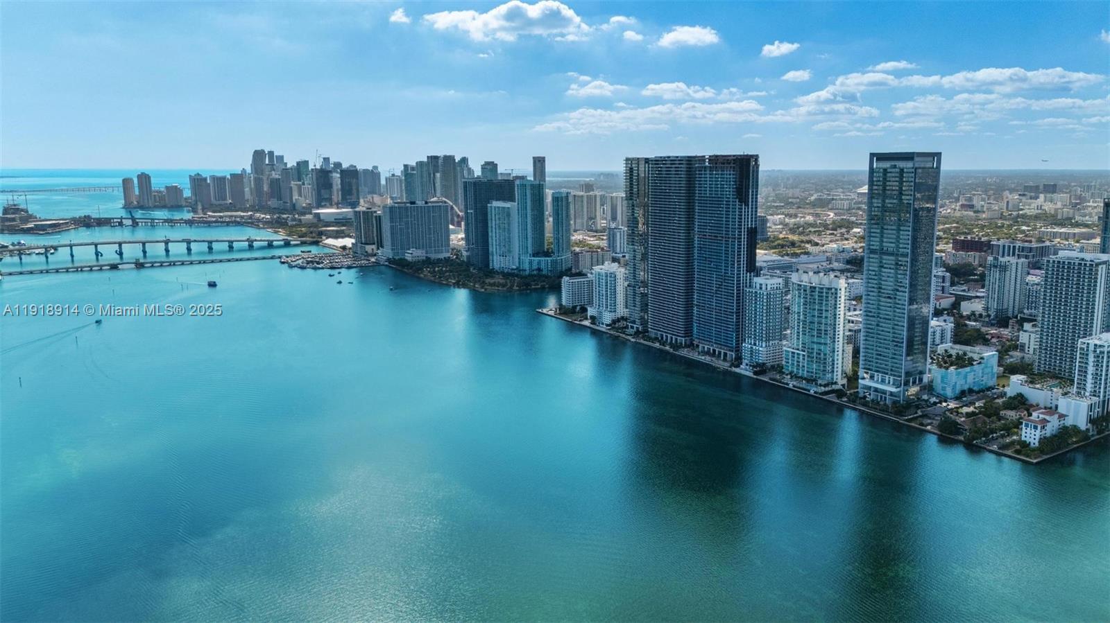 image Onyx On The Bay65