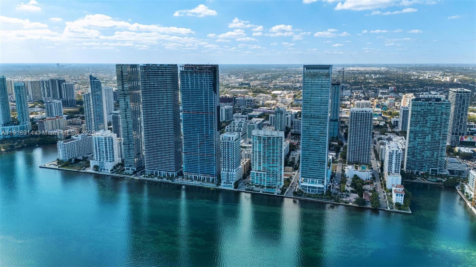 image Onyx On The Bay67