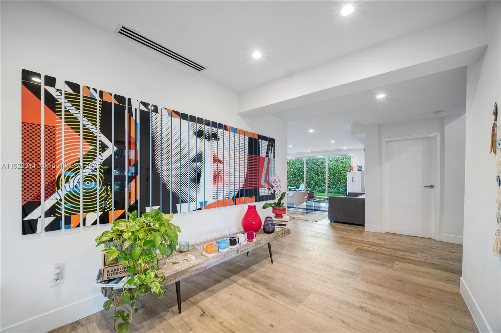 79 W Shore Dr W Miami, FL 33133