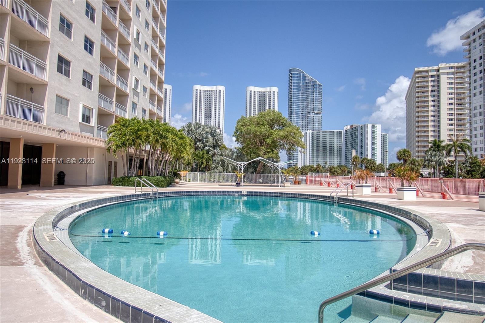 400 Kings Pt Dr #322 Sunny Isles Beach, FL 33160