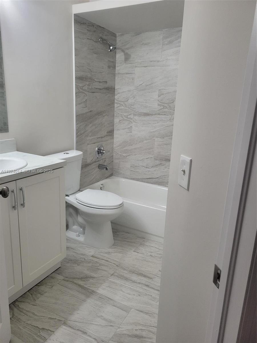 15750 SW 92nd Ave #29C Palmetto Bay, FL 33157