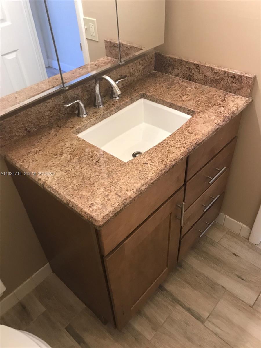 8267 SW 128th St #207 Pinecrest, FL 33156