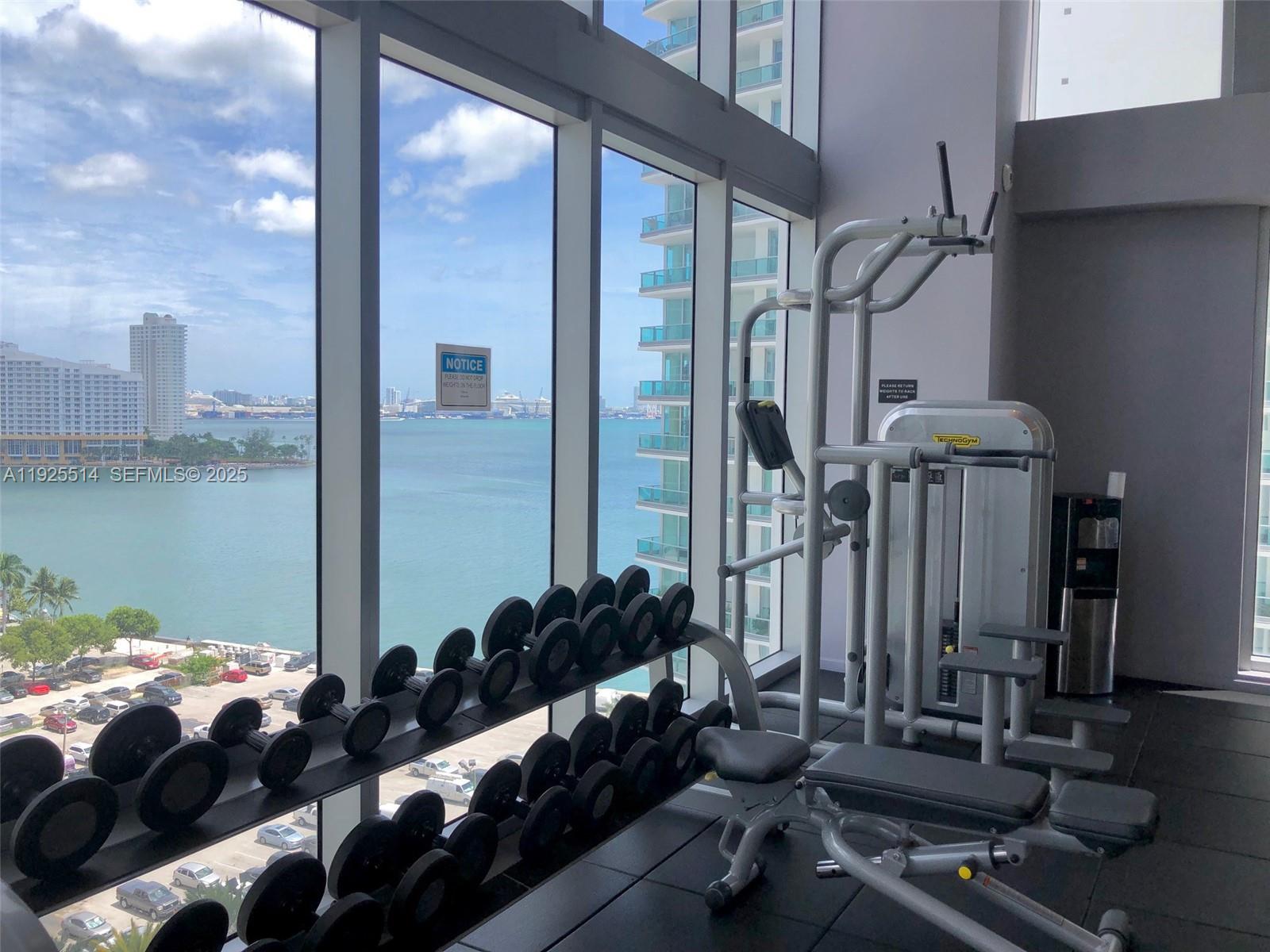 1300 Brickell Bay Dr #3500 Miami, FL 33131