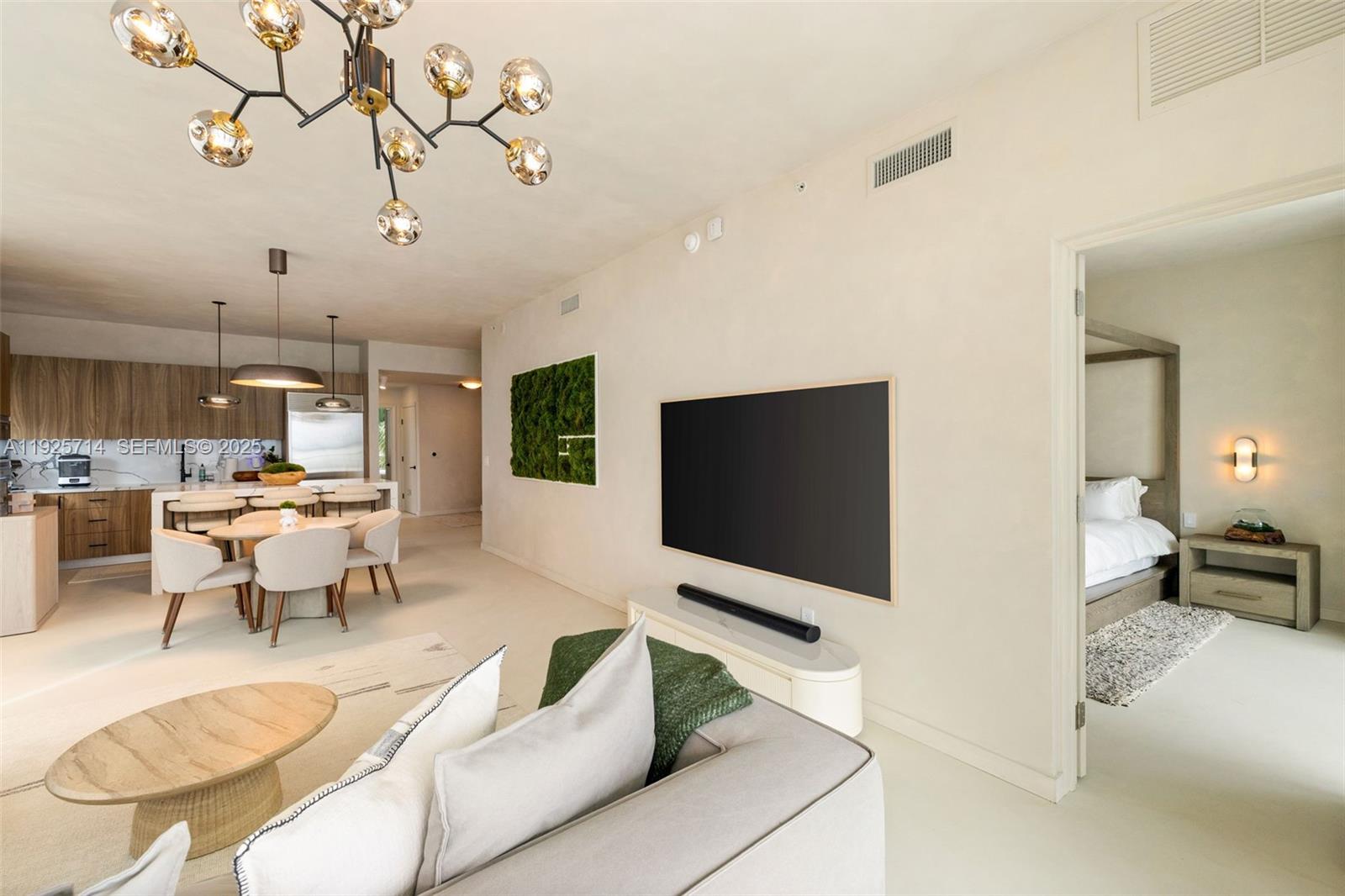 2020 N Bayshore Dr #810 Miami, FL 33137