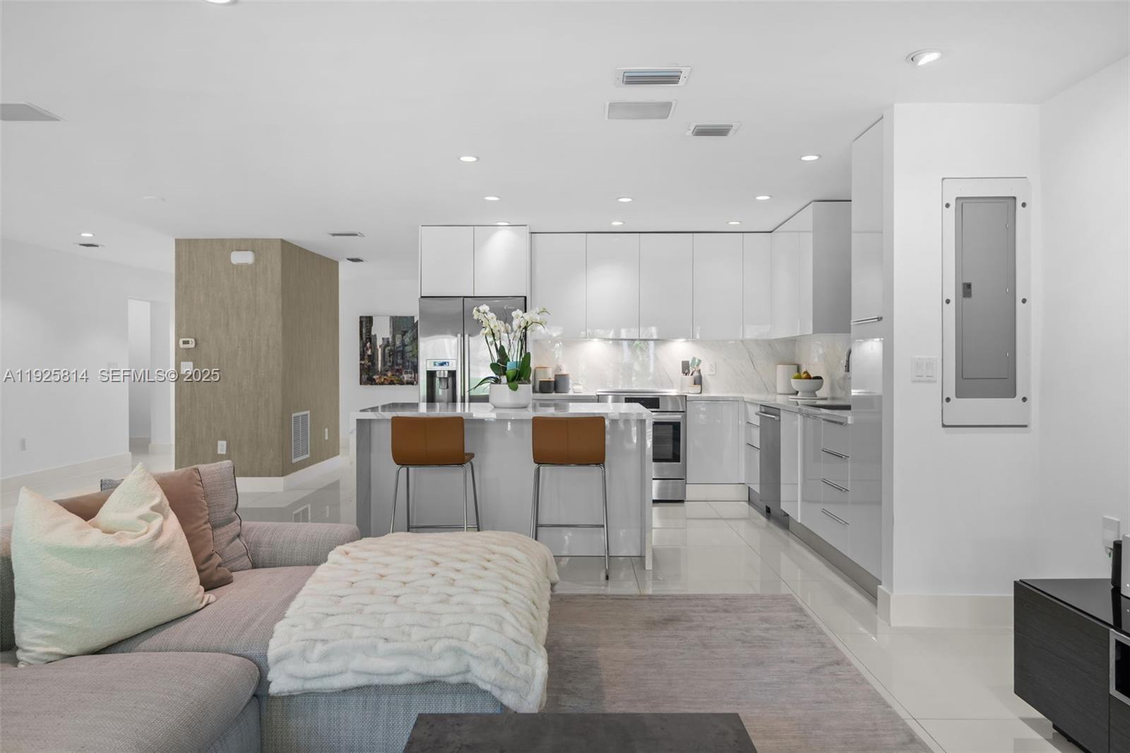 45 SW 19th Rd Miami, FL 33129