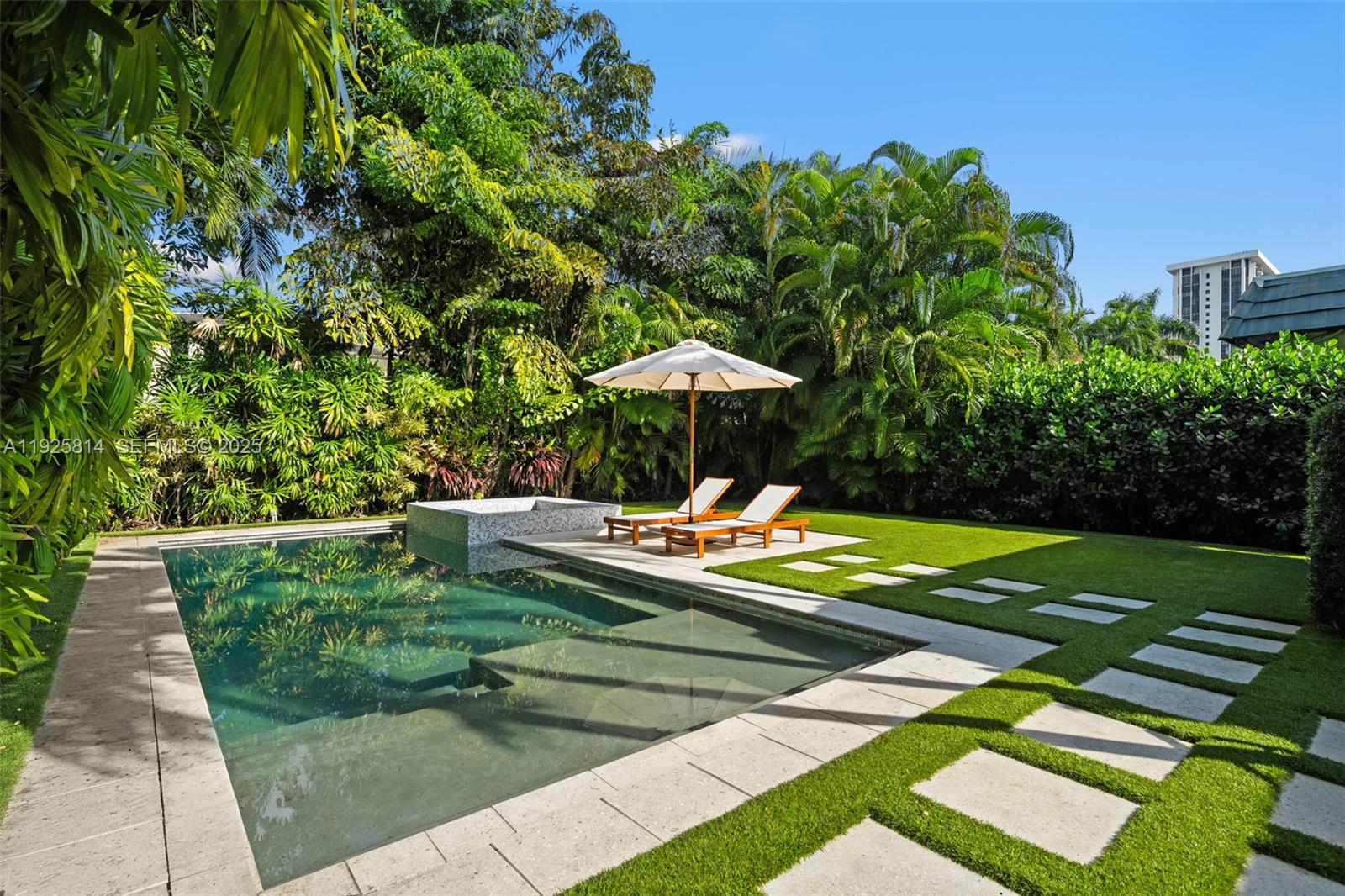 45 SW 19th Rd Miami, FL 33129