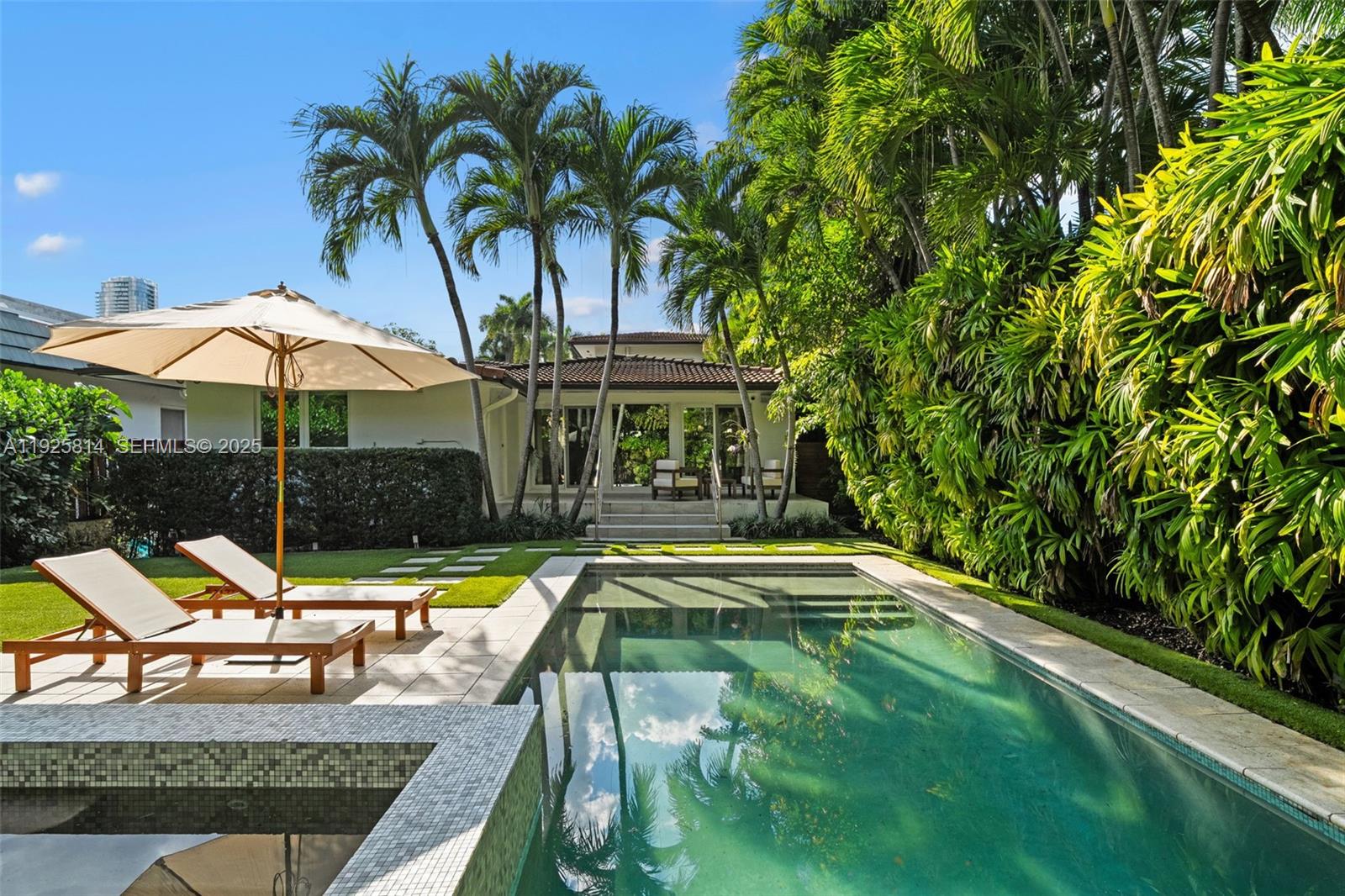 45 SW 19th Rd Miami, FL 33129