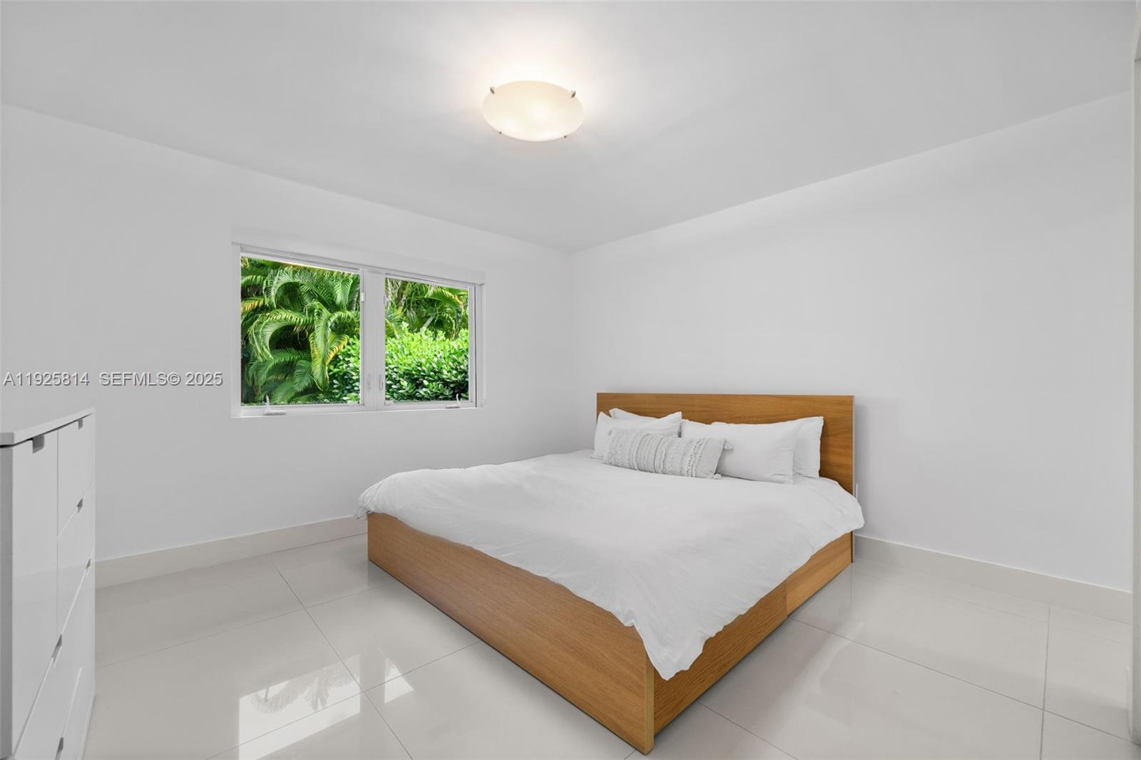 45 SW 19th Rd Miami, FL 33129