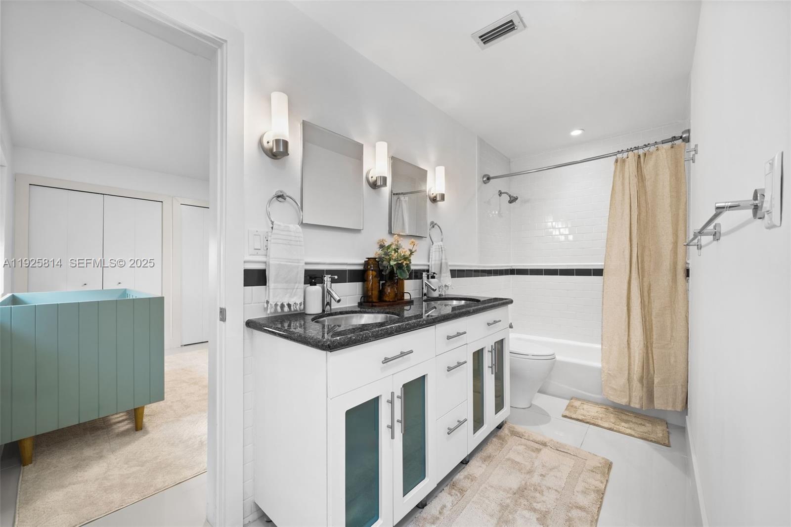 45 SW 19th Rd Miami, FL 33129