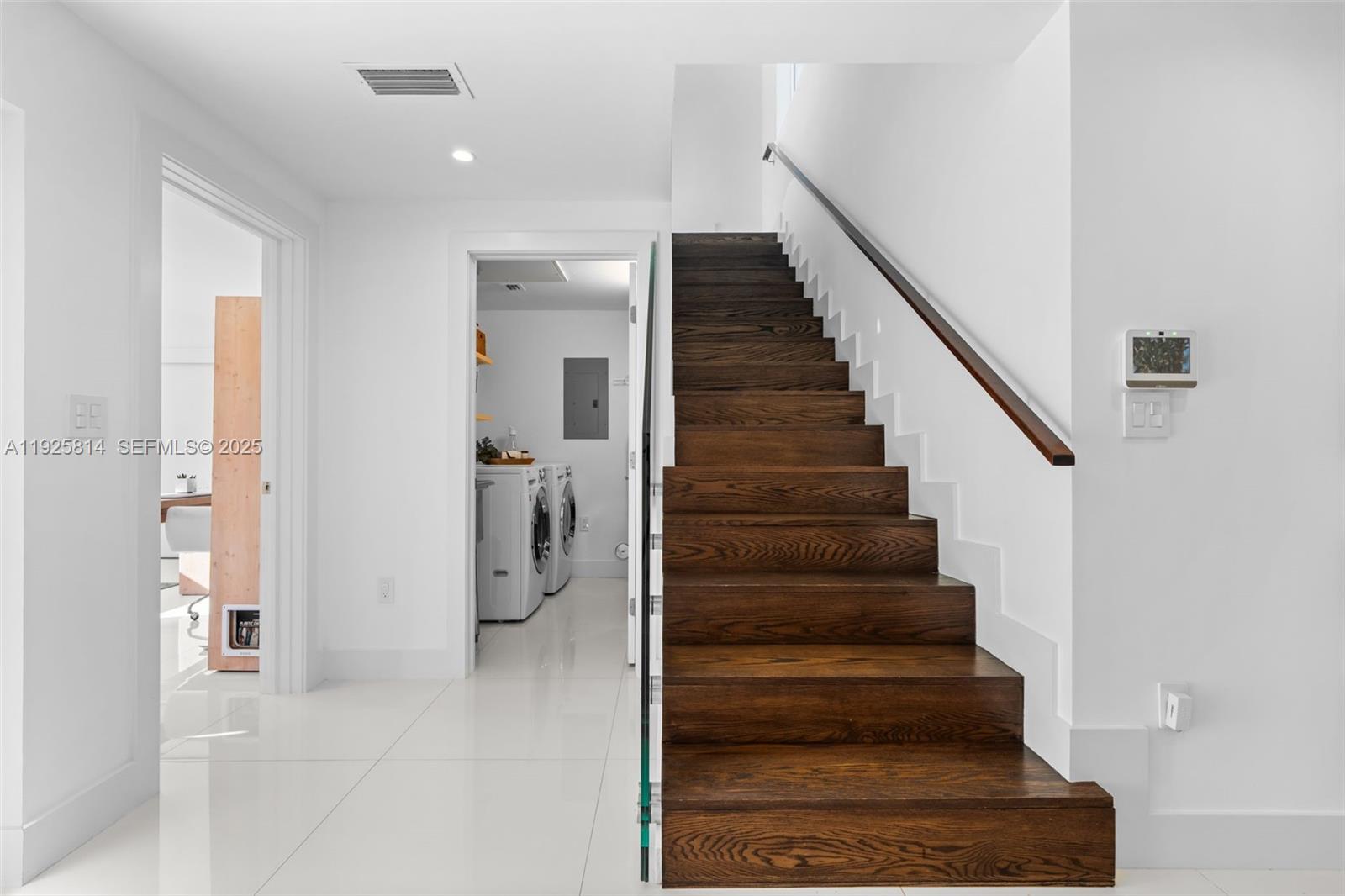 45 SW 19th Rd Miami, FL 33129