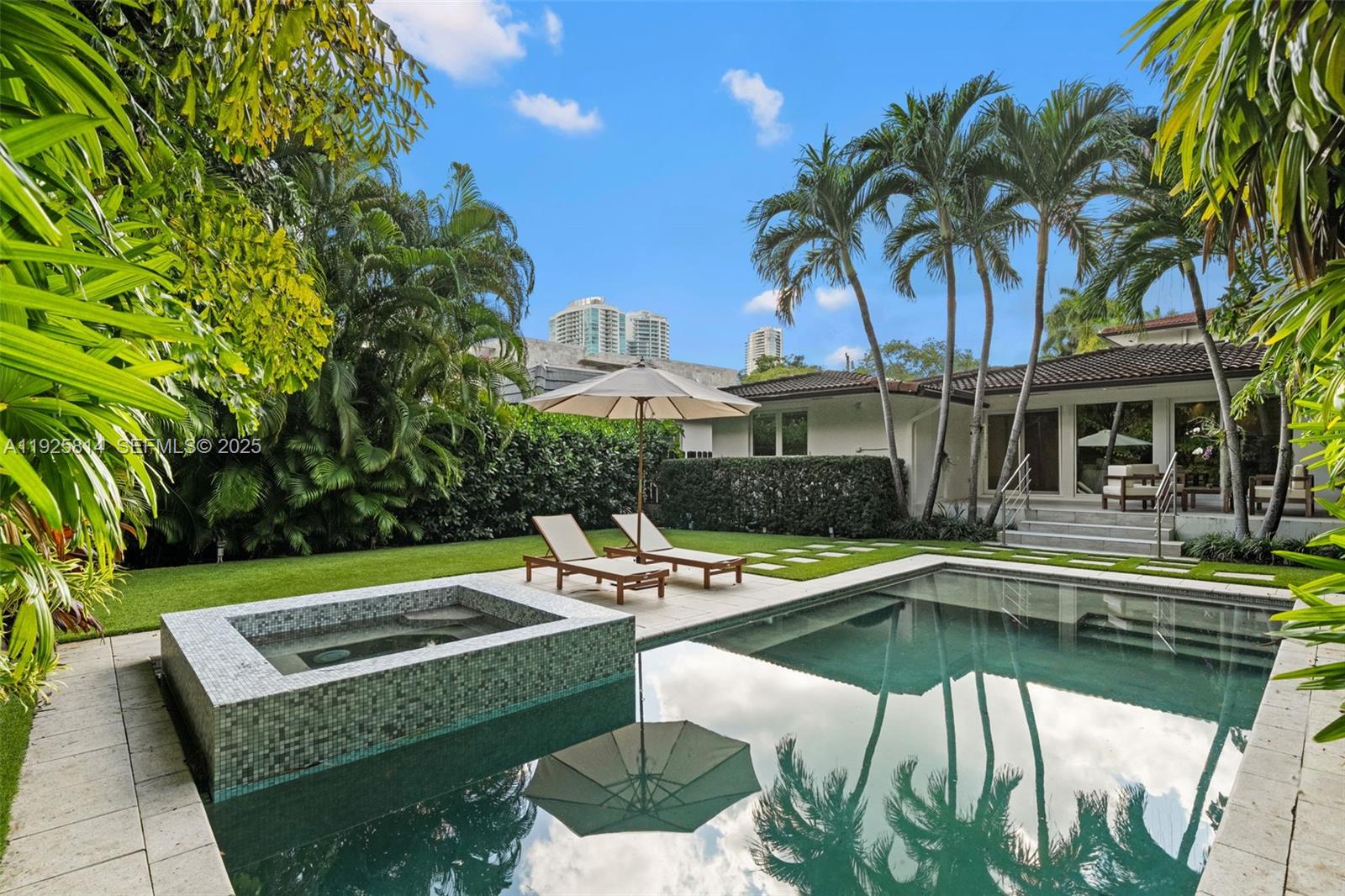 45 SW 19th Rd Miami, FL 33129