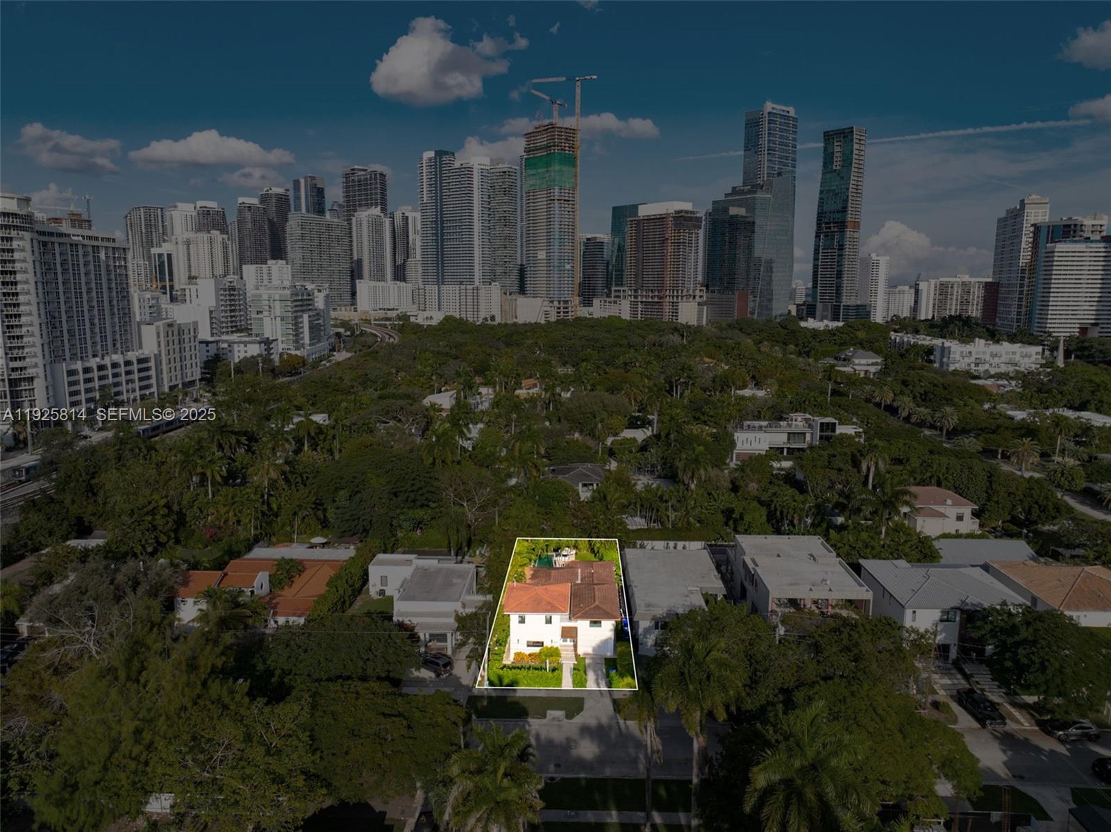 45 SW 19th Rd Miami, FL 33129