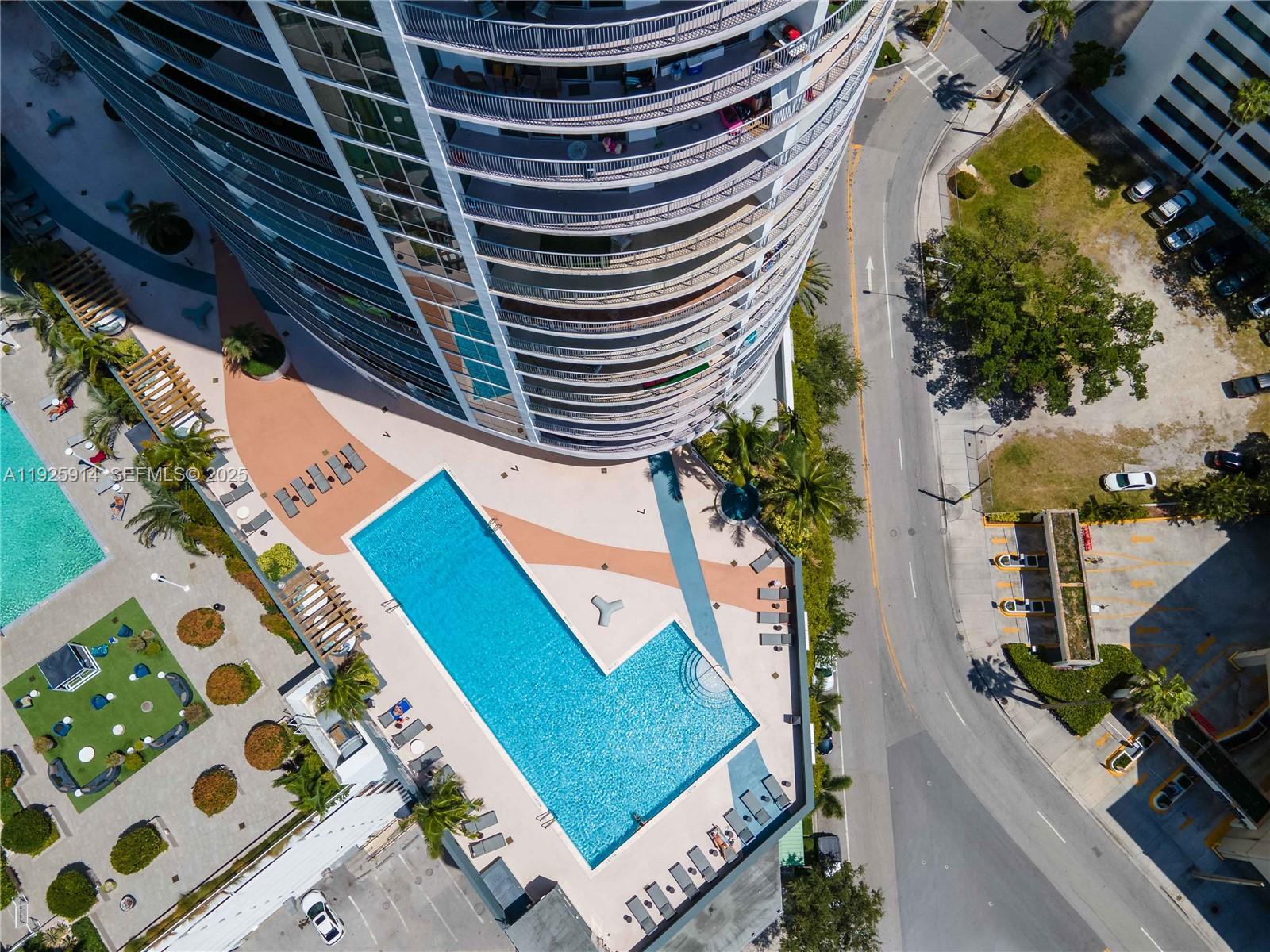 1750 N Bayshore Dr #1108 Miami, FL 33132