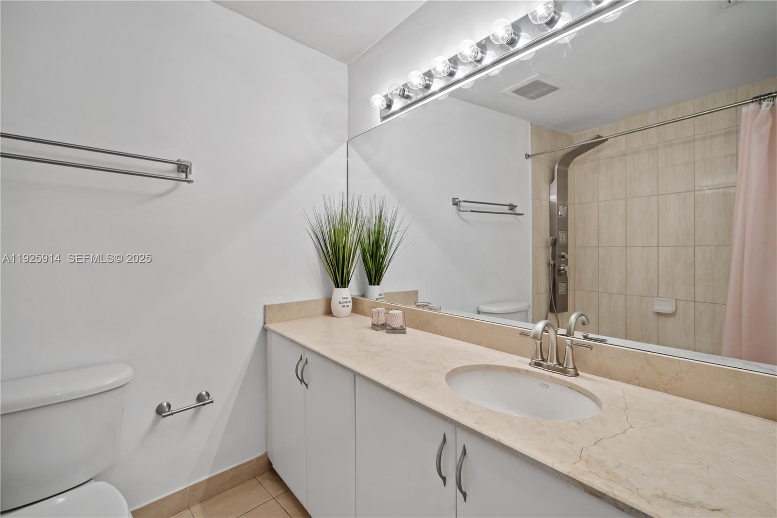 1750 N Bayshore Dr #1108 Miami, FL 33132