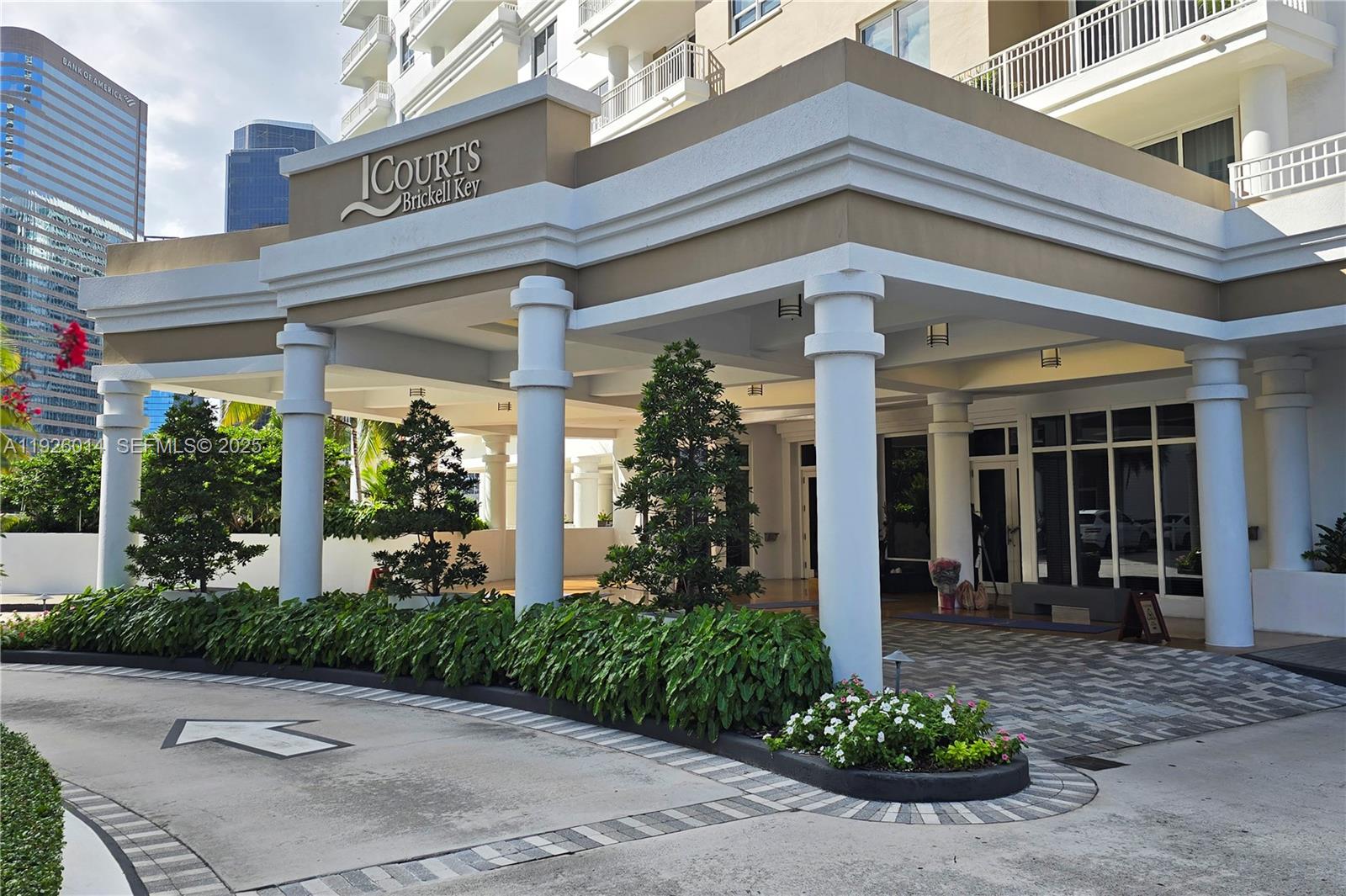 801 Brickell Key Blvd #2607 Miami, FL 33131