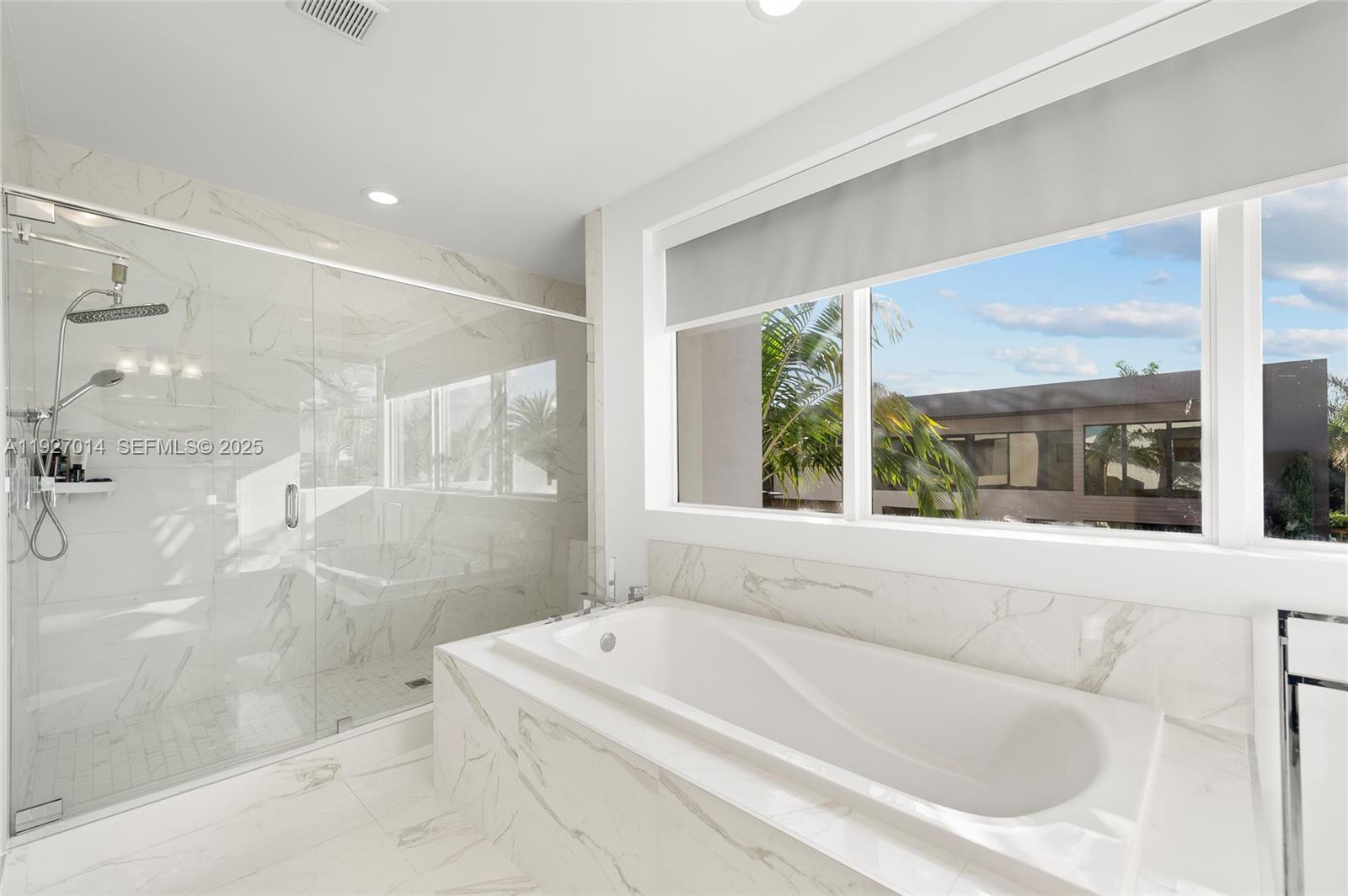 7455 NW 103rd Pl Doral, FL 33178