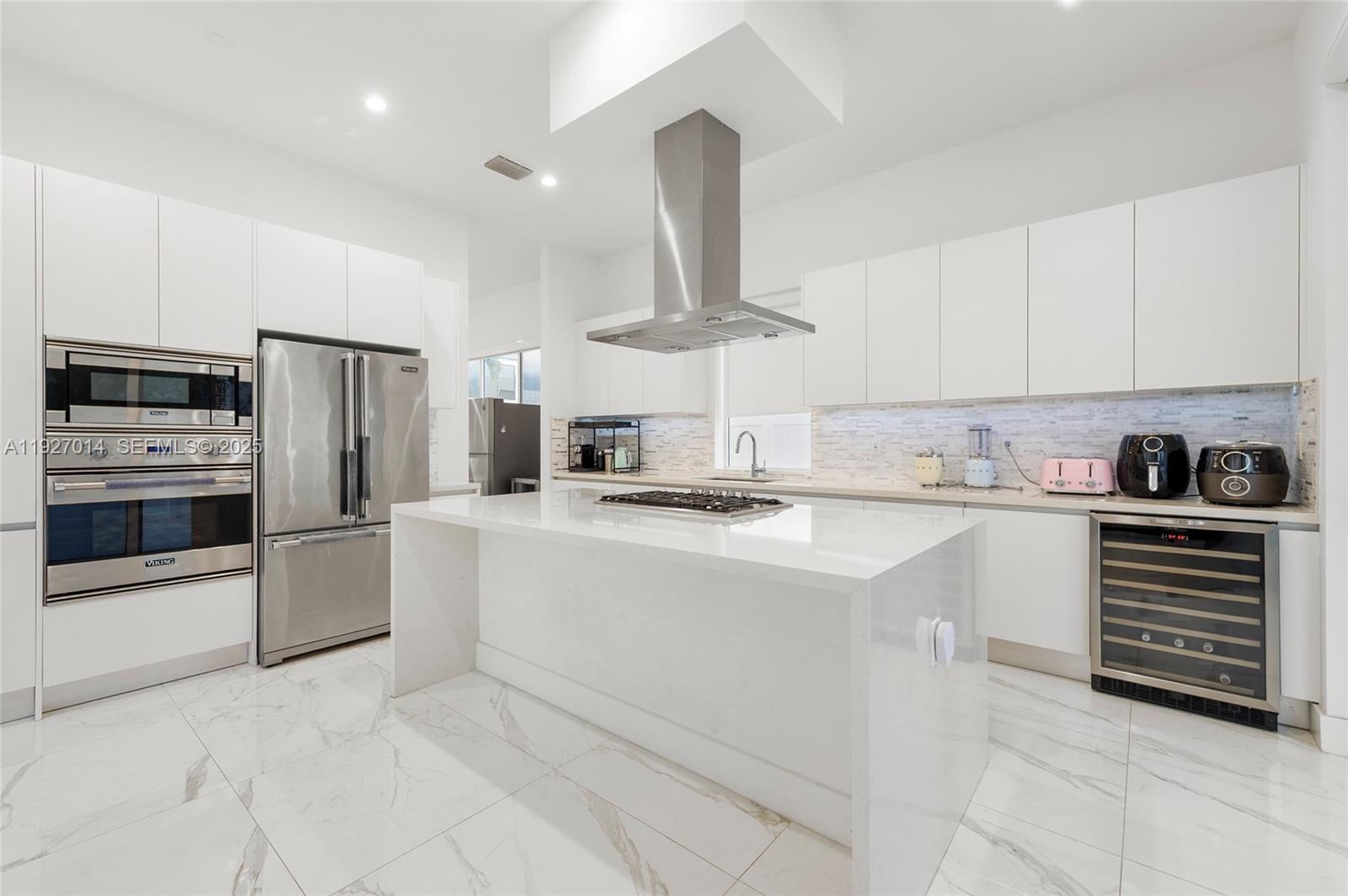 7455 NW 103rd Pl Doral, FL 33178