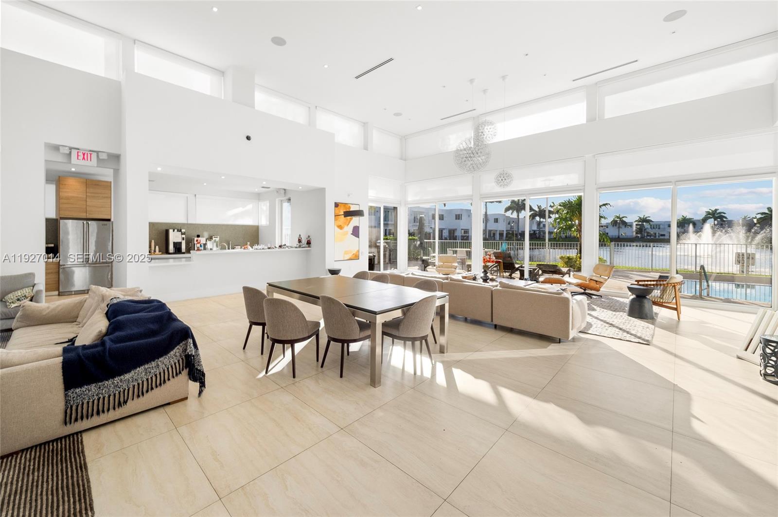 7455 NW 103rd Pl Doral, FL 33178