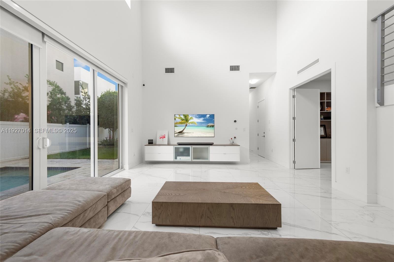 7455 NW 103rd Pl Doral, FL 33178