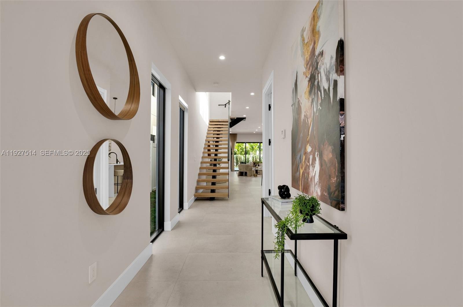 915 NE 17th Ter Fort Lauderdale, FL 33304