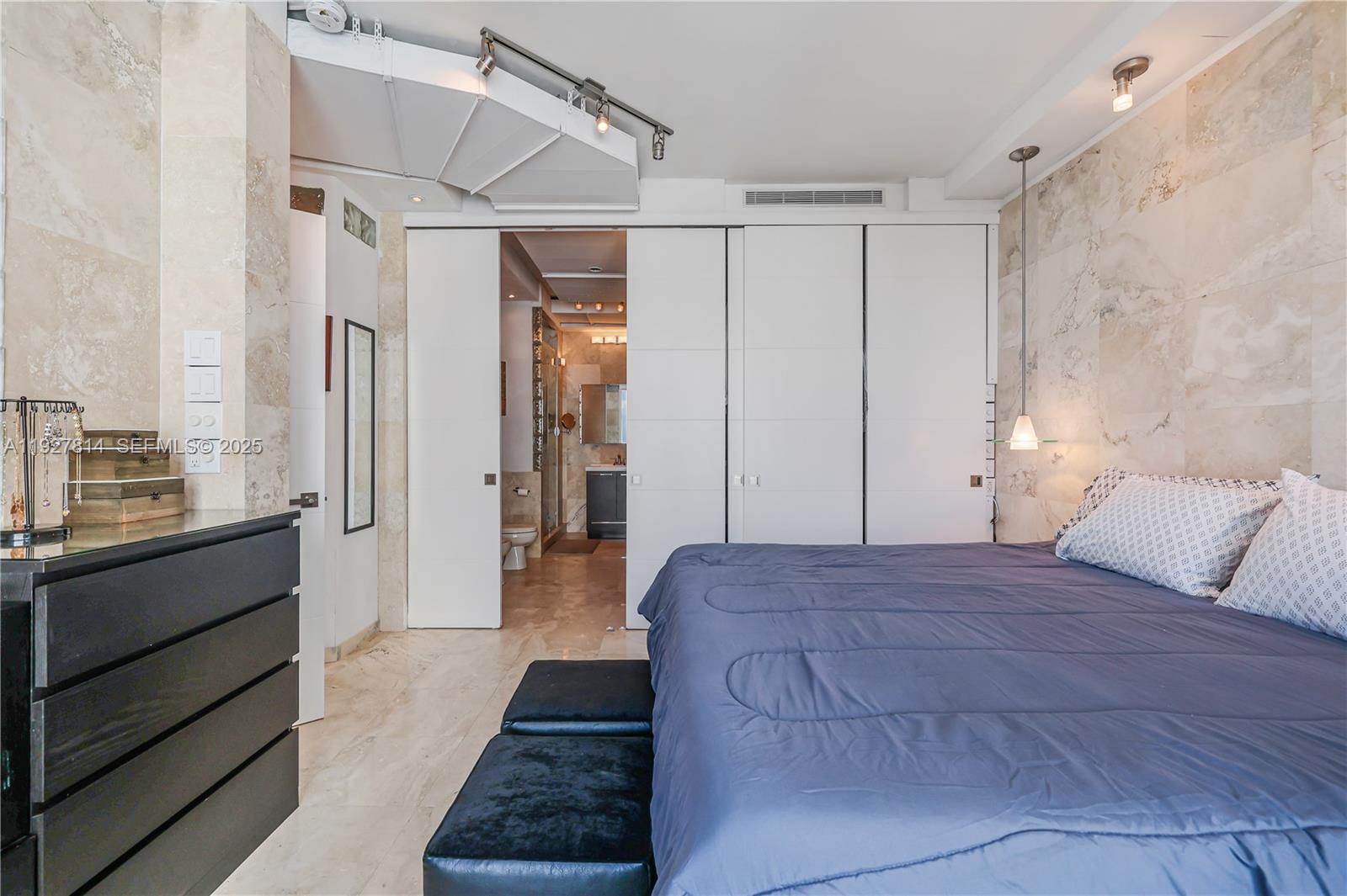 3180 SW 22nd Ter #PH201 Miami, FL 33145