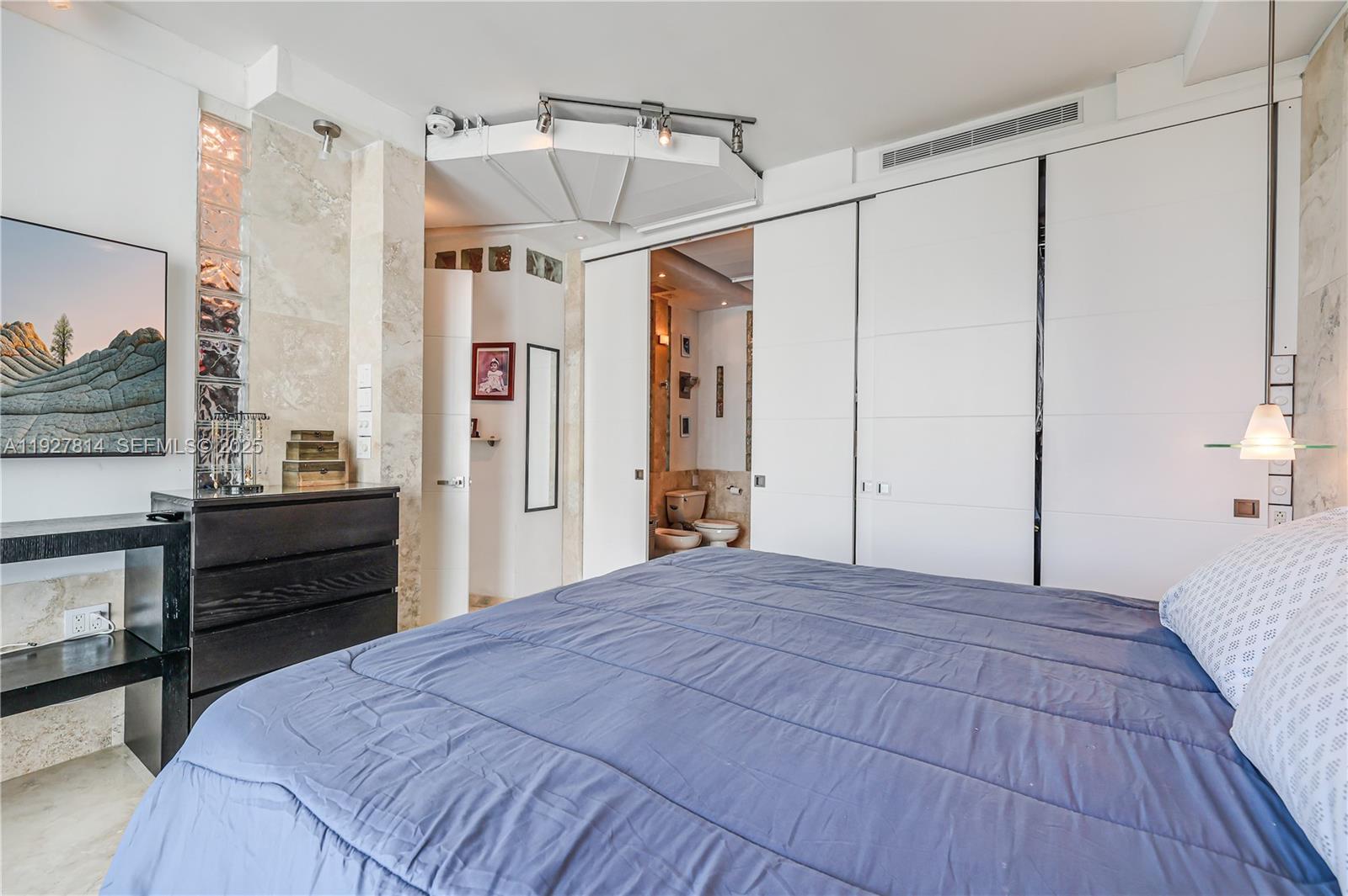 3180 SW 22nd Ter #PH201 Miami, FL 33145