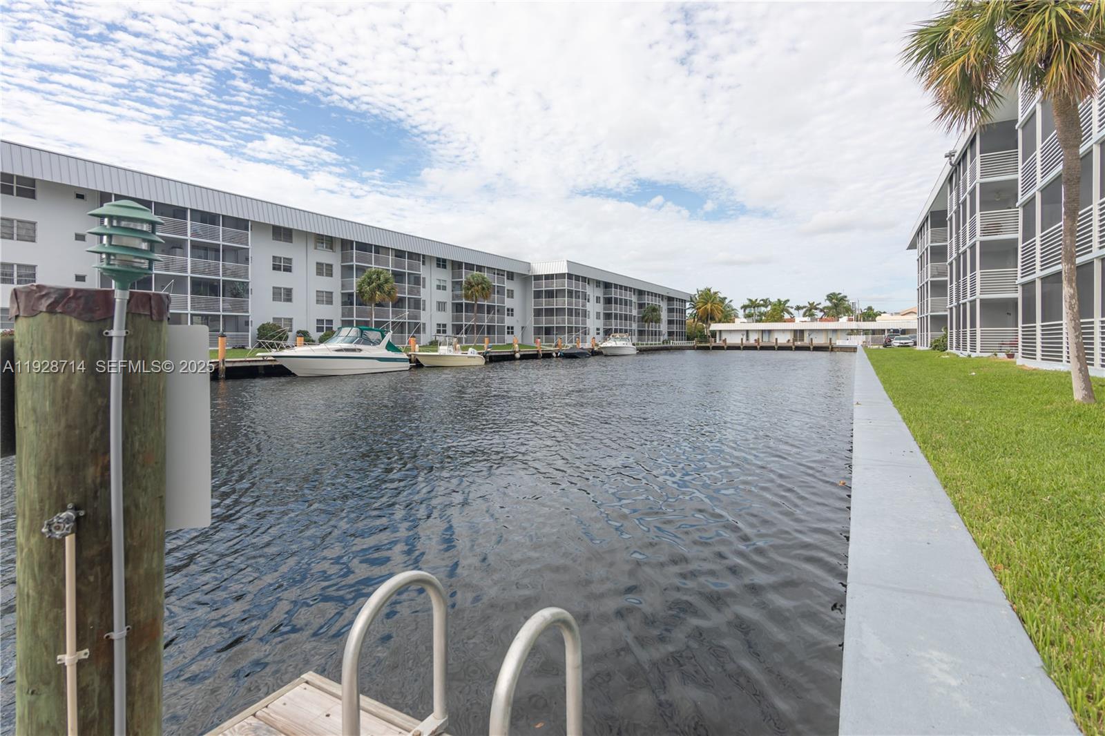 3600 NE 170th St #308