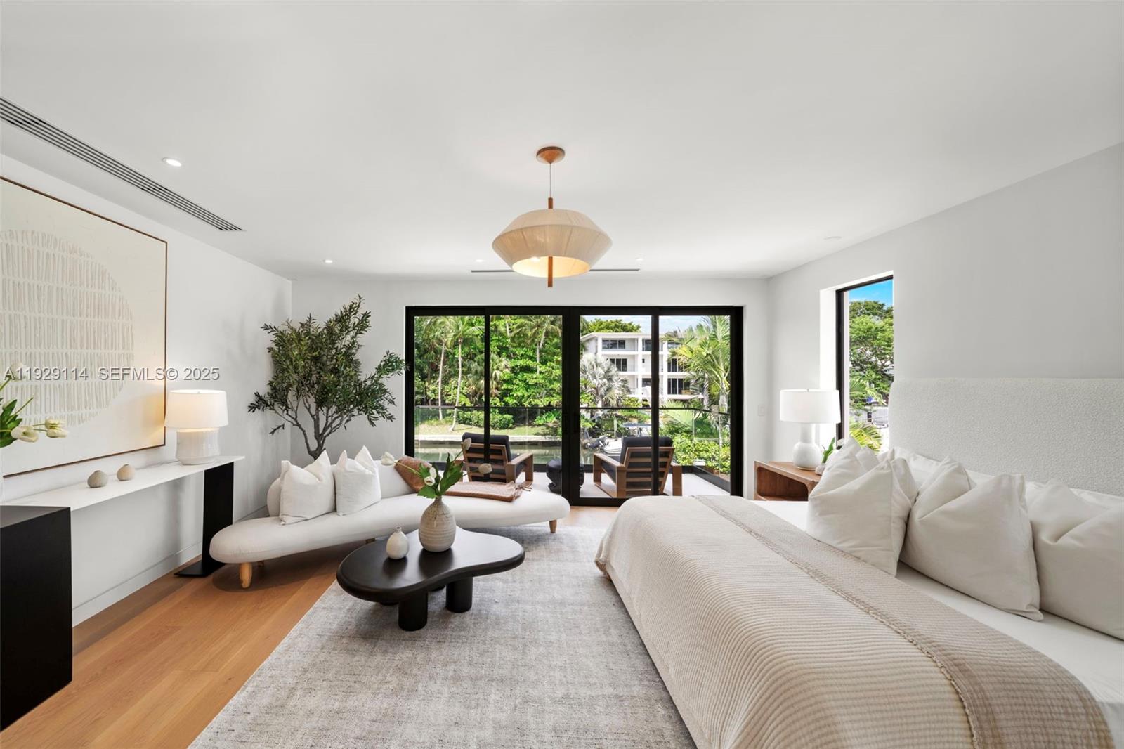 1815 Fairhaven Pl Miami, FL 33133