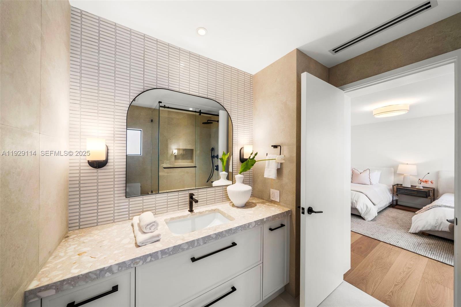 1815 Fairhaven Pl Miami, FL 33133