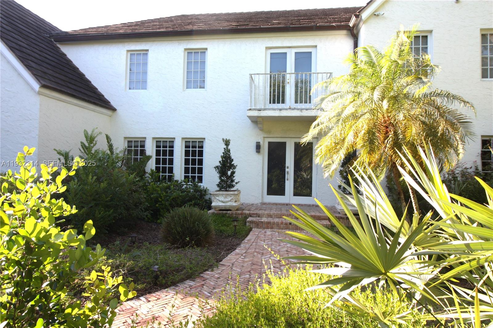 6750 Granada Blvd Coral Gables, FL 33146