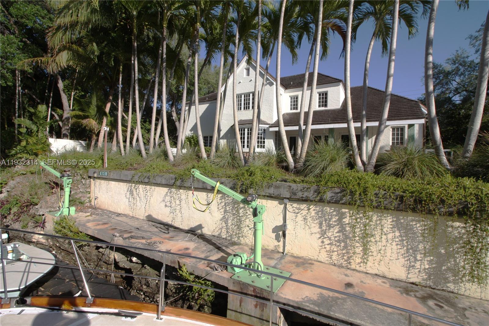 6750 Granada Blvd Coral Gables, FL 33146