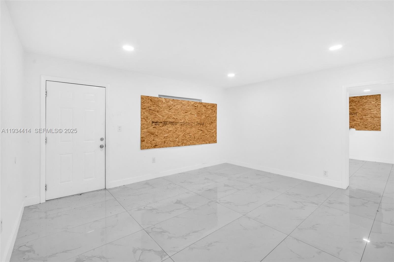 265 NW 135th North Miami, FL 33168