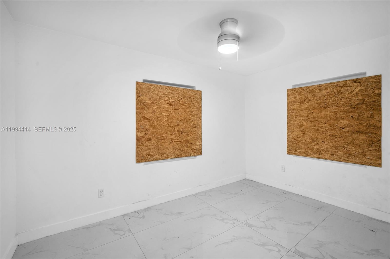 265 NW 135th North Miami, FL 33168